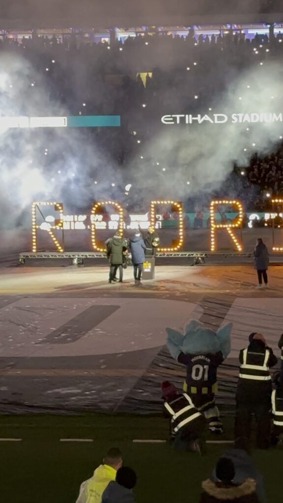 Lichtshow im Etihad Stadium vor dem Anpfiff